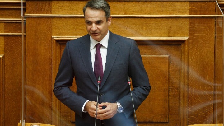 Ο πρωθυπουργός ενημερώνει τη Βουλή για την επιδημιολογική κατάσταση