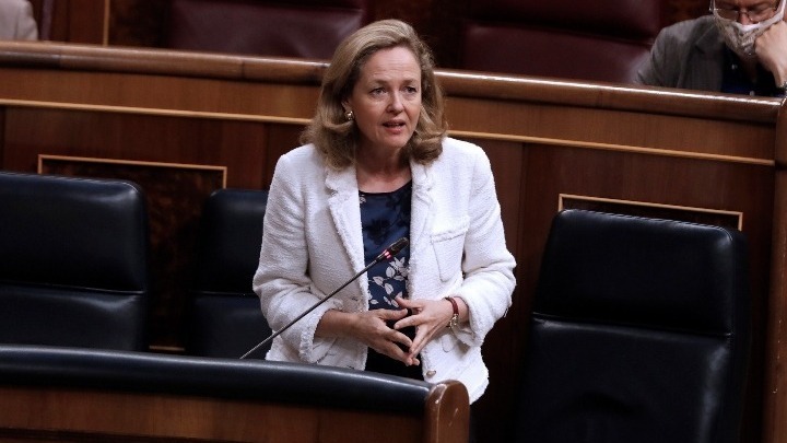 Πεπεισμένη η Ισπανία ότι η ΕΕ θα βρει λύση για να ξεπεραστεί η αντίθεση της Ουγγαρίας και της Πολωνίας