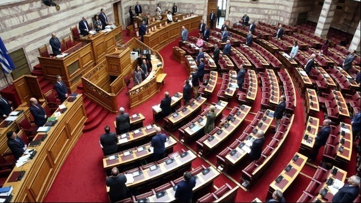 Συζήτηση για την πανδημία στη Βουλή: Τριπλασιασμός του χρόνου ομιλιών