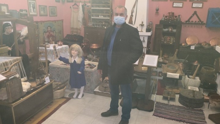 Τα μοναδικά εκθέματα από τη συλλογή του πυροσβέστη Ν. Μαρδάνη στο Μουσείο στον Άγιο Βησσαρίωνα