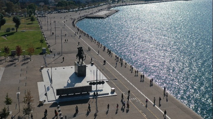 Την ένταξη 50 νέων ΜΕΘ μέχρι την Κυριακή στα νοσοκομεία της Β. Ελλάδας, ανακοίνωσε ο υπουργός Υγείας