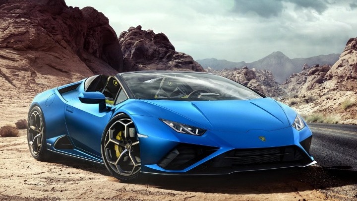 Τολμηροί συνδυασμοί στη Lamborghini Huracan Evo Fluo Capsule