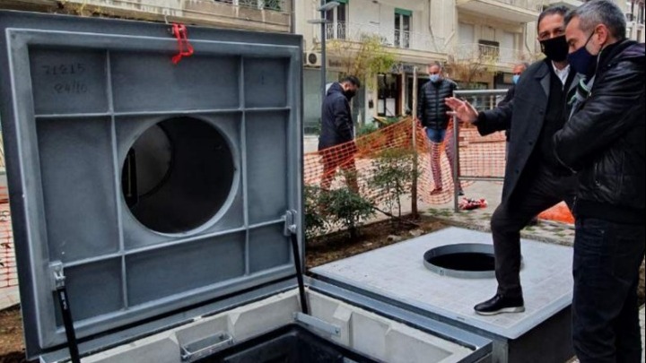 Τοποθετήθηκαν οι πρώτοι υπόγειοι κάδοι στον άξονα της Δημητρίου Γούναρη