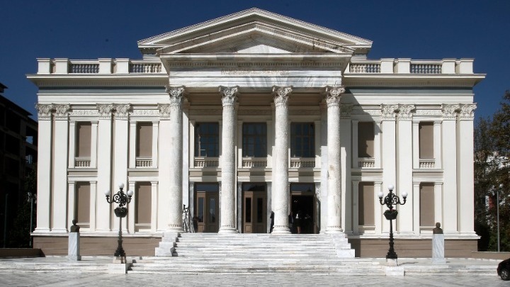 Χριστούγεννα στο Δημοτικό Θέατρο Πειραιά