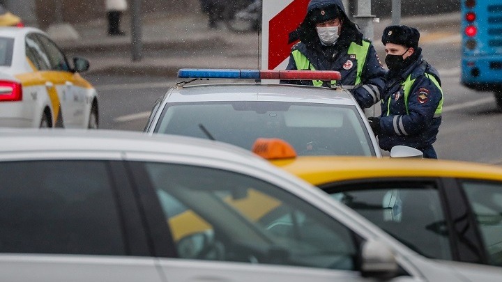 Έξι Ρώσοι αξιωματικοί τραυματίσθηκαν στον Βόρειο Καύκασο, στην προσπάθεια τους να συλλάβουν έναν καμικάζι βομβιστή