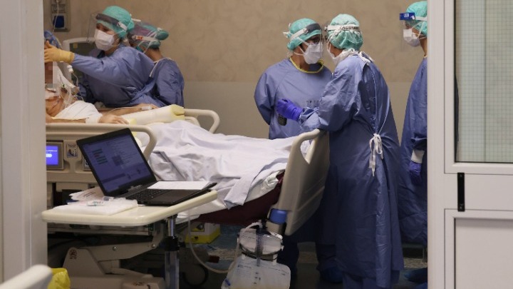 Γαλλία-Covid-19: Πάνω από 60.000 οι νεκροί από την πανδημία