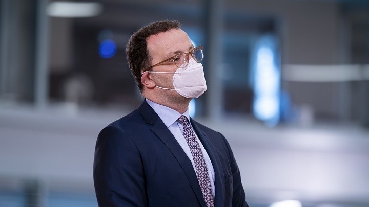 Γερμανία: Ο υπ. Υγείας ζήτησε αυστηρότερα μέτρα σε κάποιες περιοχές της χώρας