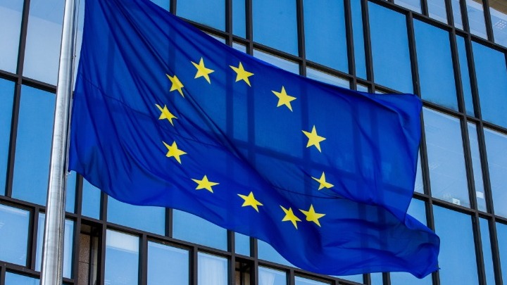 Γερμανία: Οι «27» ενέκριναν το Πολυετές Δημοσιονομικό Πλαίσιο, το Ταμείο Ανασυγκρότησης και τον μηχανισμό για το κράτος δικαίου έπειτα από συμβιβαστική πρόταση της γερμανικής προεδρίας