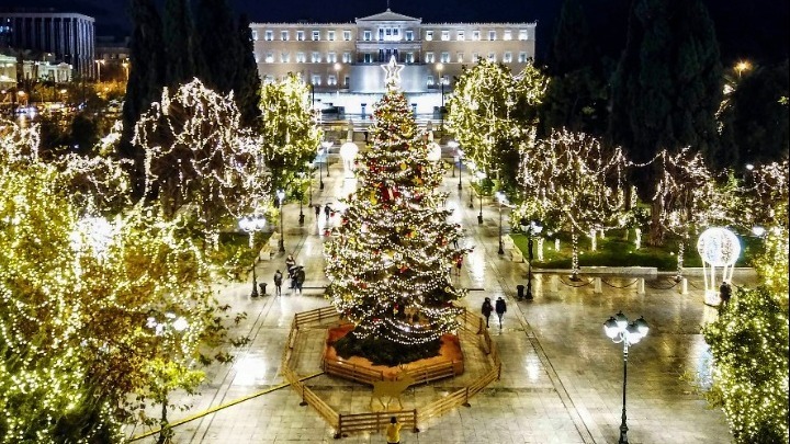 Η Χριστουγεννιάτικη Αθήνα «ταξιδεύει» σε όλο τον κόσμο