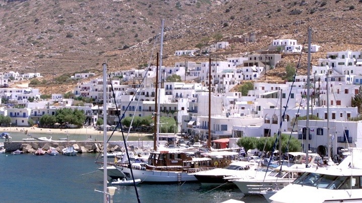 Η Σίφνος ανάμεσα στους ονειρικούς προορισμούς του κόσμου, σύμφωνα με την Evening Standard