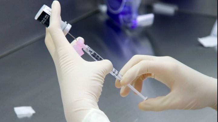 ΗΠΑ: Ο FDA ενέκρινε το εμβόλιο της Moderna