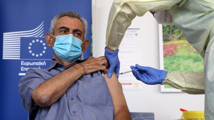 Κύπρος: Άρχισαν οι εμβολισμοί για την Covid-19