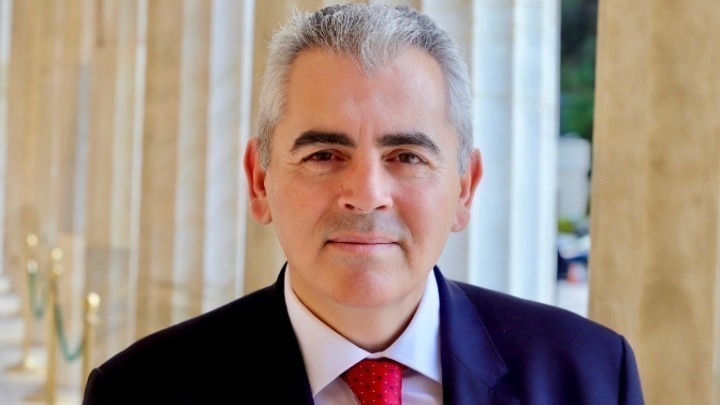 Μάξιμος Χαρακόπουλος: Δημόσιοι υπάλληλοι με προσόντα και συναίσθηση καθήκοντος