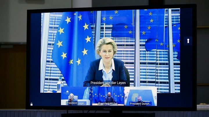Ούρσουλα φον ντερ Λάιεν: Η Ευρώπη και η Ελλάδα εργάζονται χέρι-χέρι για τους ανθρώπους στα ελληνικά νησιά