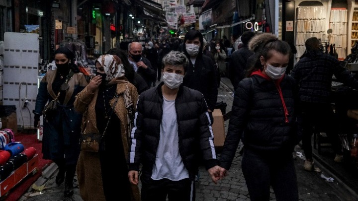 Τουρκία-κορονοϊός: Ρεκόρ ημερήσιων θανάτων, 203 – Πάνω από 15.000 οι νεκροί από την αρχή της πανδημίας