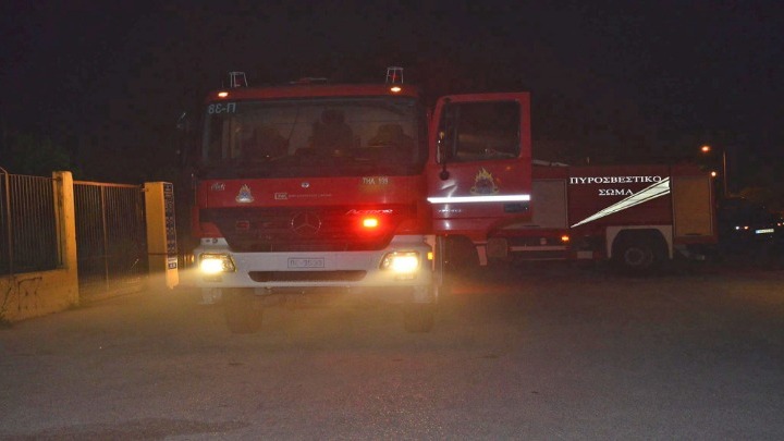 Φωτιά σε εγκαταλελειμμένο κτίριο