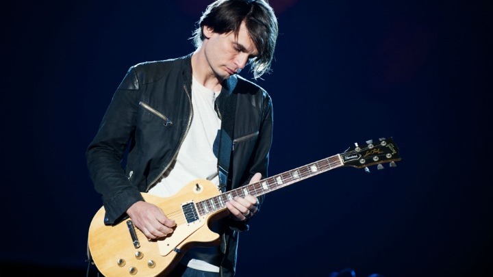 Ο Τζόνι Γκρίνγουντ των Radiohead γράφει το σάουντρακ για τη ταινία «Spencer»