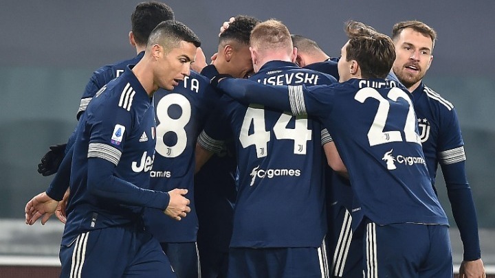 Ανεβαίνει η Γιουβέντους 2-0 την Μπολόνια