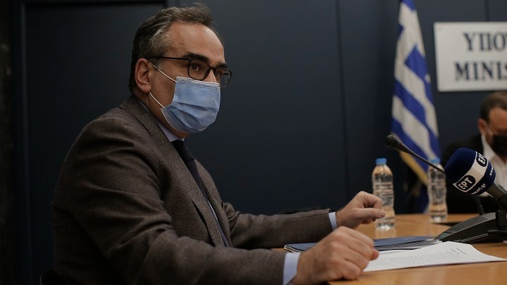 Β. Κοντοζαμάνης: Παρά τις καθυστερήσεις στην παράδοση του εμβολίου από την Pfizer στην ΕE, έχει διασφαλιστεί η Β δόση