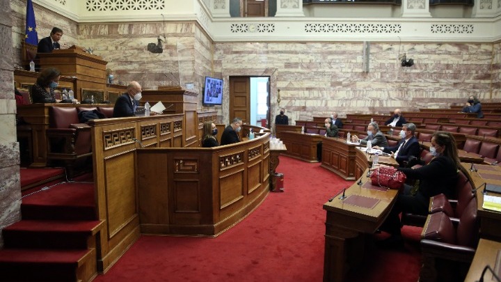 Boυλή-Αιγιαλίτιδα στο Ιόνιο-Ντ. Μπακογιάννη: «Ασκούμε ένα αναφαίρετο δικαίωμα μας, σύμφωνα με το γραπτό αλλά και εθιμικό διεθνές δίκαιο»