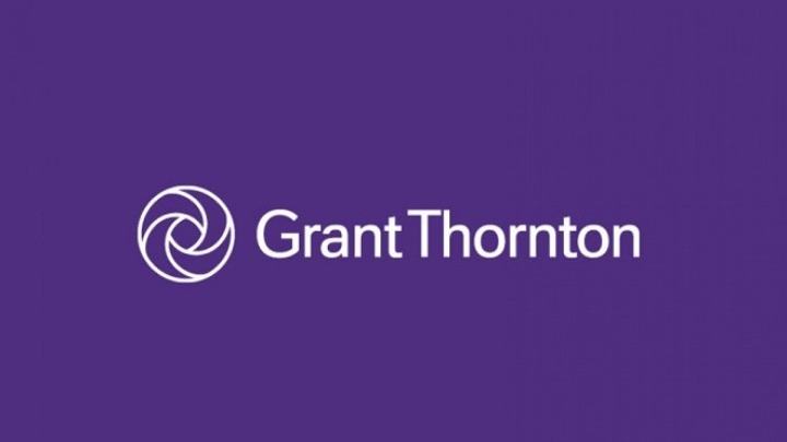 Εκατό θέσεις εργασίας από την Grant Thornton