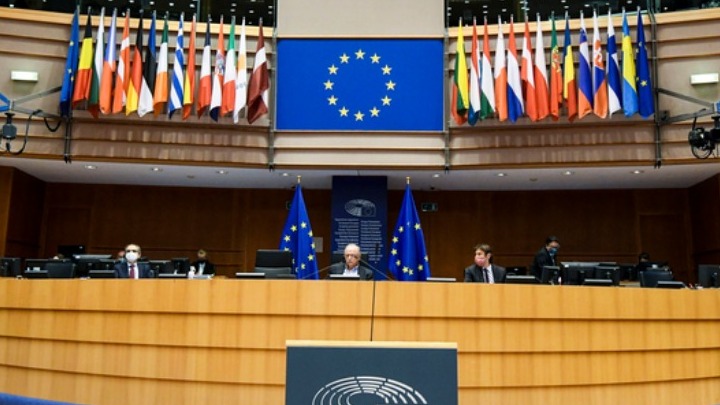 Επιστολή προς Σασόλι: Να γίνει το εμβόλιο «δημόσιο αγαθό χωρίς περιορισμούς πατέντας»