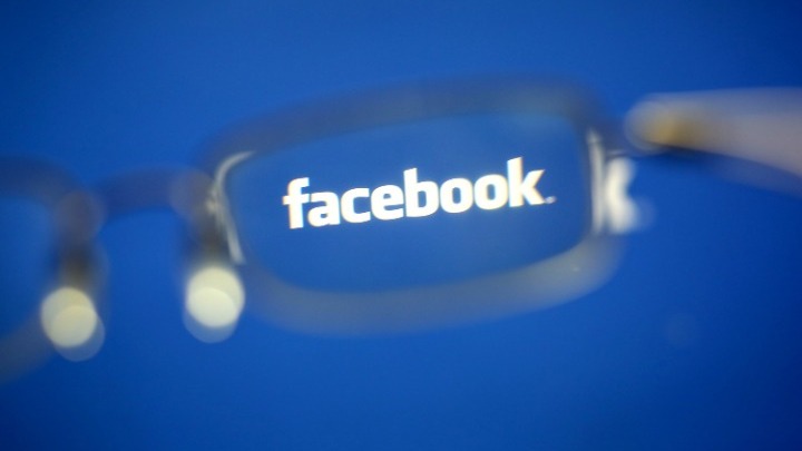 Facebook: To «κρασάρισμα» έφερε  πτώση στην αξία της μετοχής του