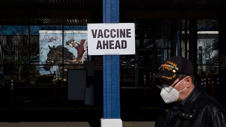 ΗΠΑ-Covid-19: Η FEMA ζήτησε τη βοήθεια του στρατού για να διανείμει τα εμβόλια