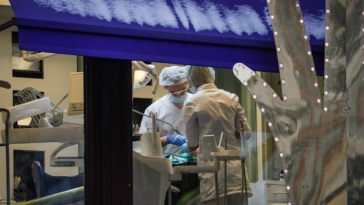Μειώθηκε η νοσηρότητα εξαιτίας του κορονοϊού σε 22 περιφέρειες της Ρωσίας