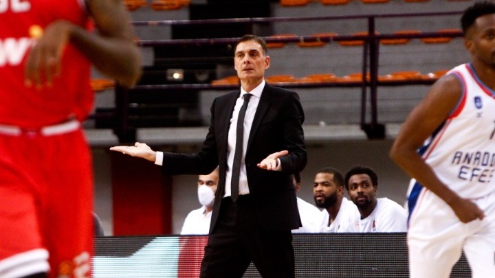 Μπαρτζώκας: «Δύσκολος αντίπαλος η Βιλερμπάν»