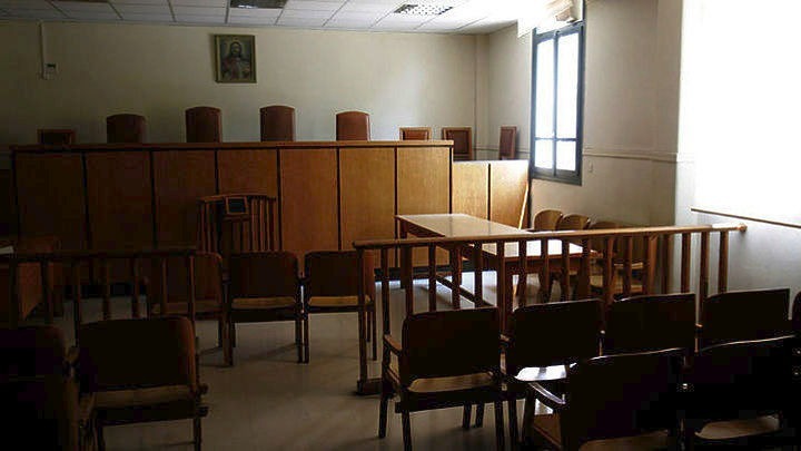 Ο πρόεδρος του Ιστιοπλοϊκού Ομίλου Πειραιά καταθέτει στον εισαγγελέα για την καταγγελία Μπεκατώρου