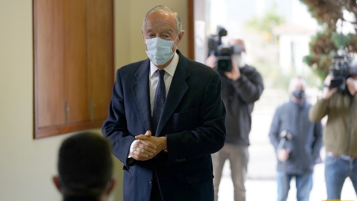 Πορτογαλία: Ο πρόεδρος ντε Σόουζα επανεκλέγεται από τον πρώτο γύρο