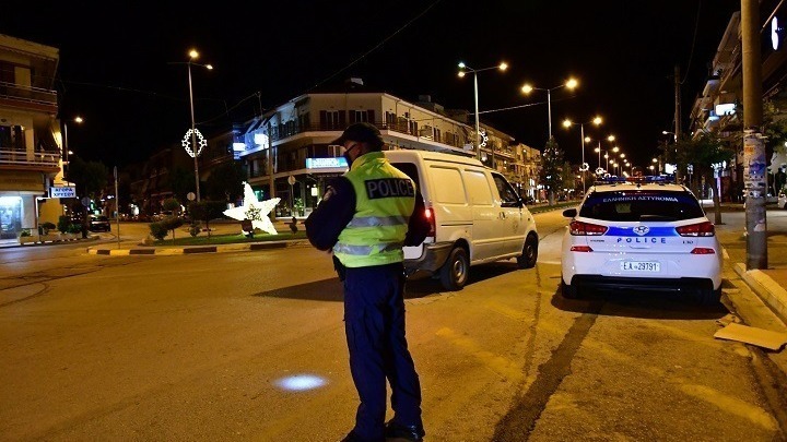 Πρόστιμα και σύλληψη σε γλέντι αρραβώνων στο Δενδροπόταμο