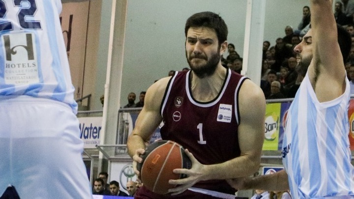 Στην ΑΕΚ Λάρνακας ο Μανωλόπουλος ελέω lockdown