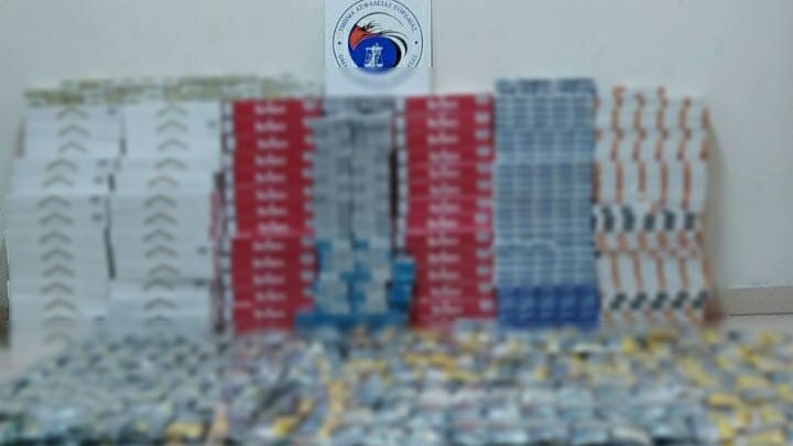 Συνελήφθησαν δύο άτομα για κατοχή λαθραίων τσιγάρων