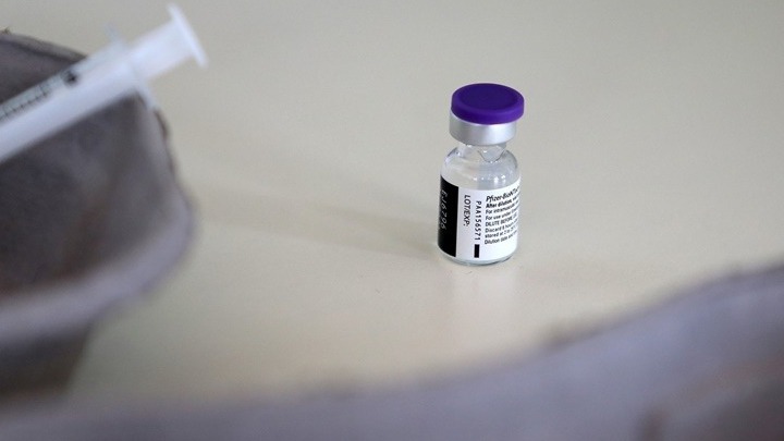 Οι ΗΠΑ υπόσχονται στους παράτυπους μετανάστες ίση πρόσβαση στα εμβόλια