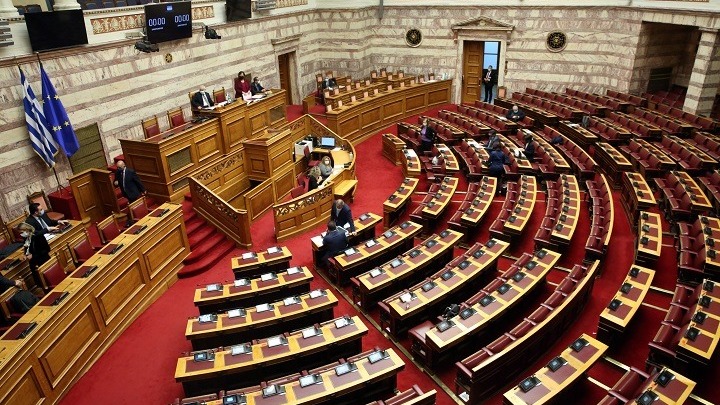 Αντιπαράθεση ηγεσίας του υπ. Εργασίας-αξιωματικής αντιπολίτευση για μέτρα στήριξης επιχειρήσεων και εργαζομένων
