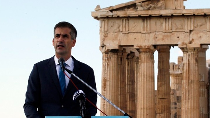 Απάντηση Μπακογιάννη στις επικρίσεις για την ανάπλαση του λόφου Στρέφη