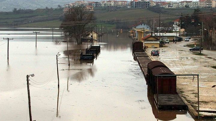 Χρηματοδότηση 1,3 εκατ. ευρώ των ΟΤΑ του Έβρου για αποκατάσταση ζημιών από τις πλημμύρες