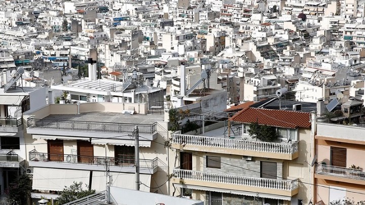 Απίστευτη καταγγελία: «Μου ζήτησαν να βρω 35.000 ευρώ σε δύο μέρες για να παγώσει ο πλειστηριασμός»