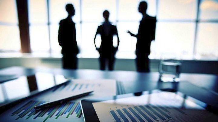 Έρευνα: Σεξουαλική παρενόχληση στην εργασία τους αναφέρουν περισσότεροι από τους μισούς εργαζόμενους