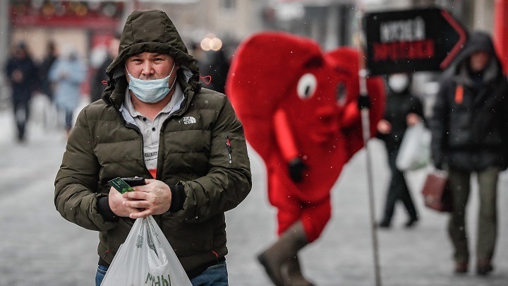 Η Ρωσία ανακοίνωσε σήμερα 13.447 νέα κρούσματα του κορονοϊού και 480 θανάτους
