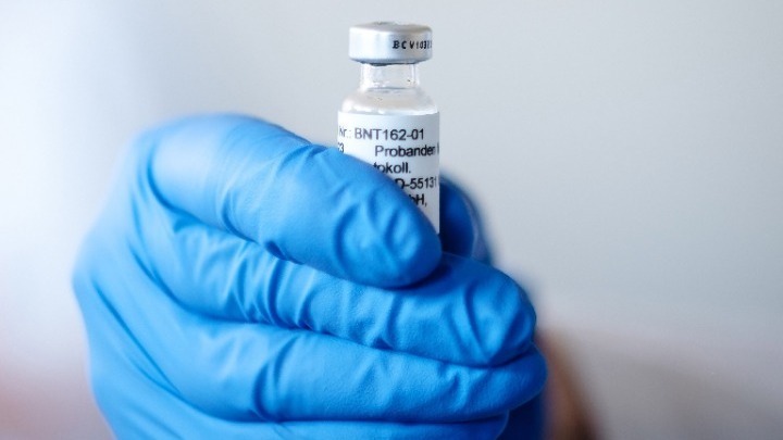 Ισραήλ: Το εμβόλιο της Pfizer/BioNTech «φρενάρει» τον κορονοϊού στους ηλικιωμένους
