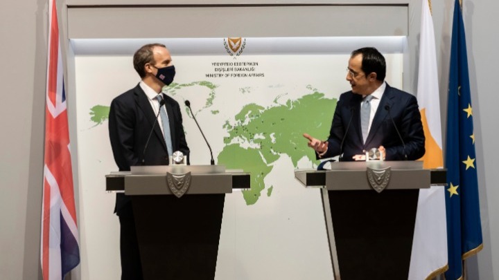 Κύπρος-ΥΠΕΞ: «Επανέναρξη διαπραγματεύσεων από το σημείο όπου διεκόπησαν στο Κρανς Μοντανά και λύση του Κυπριακού σύμφωνη με τα ψηφίσματα του ΣA των ΗE»