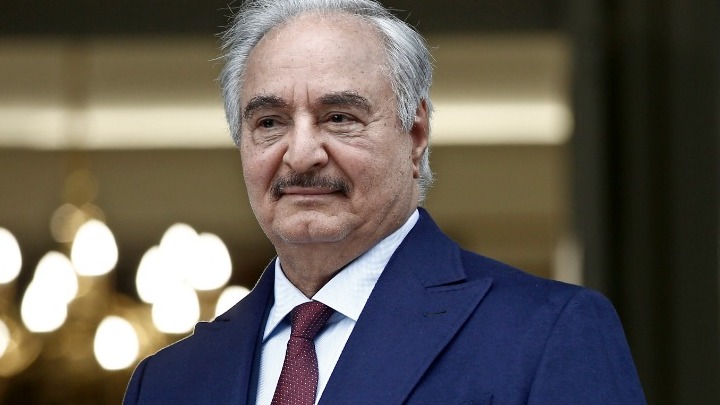Λιβύη: Ο στρατάρχης Χάφταρ δεσμεύεται να στηρίξει την ειρηνευτική διαδικασία