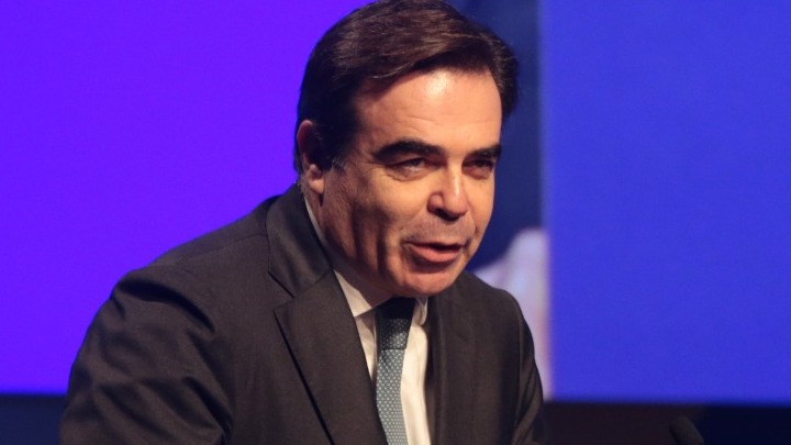 Μ. Σχοινάς: Μέχρι τέλη Μαρτίου θα έχουμε 100 εκατ. δόσεις στην Ευρώπη και μέχρι τα τέλη του Ιουνίου θα έχουμε άλλα 300 εκατ. δόσεις