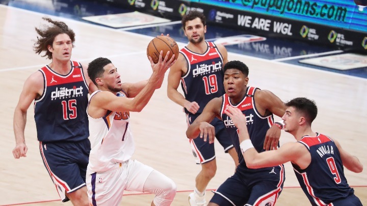 Μπούκερ αντί Ντέιβις στο All Star Game