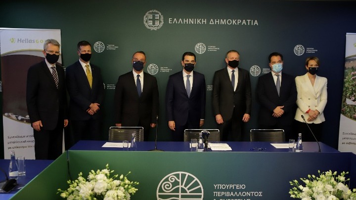 Οι δηλώσεις μετά την υπογραφή της τροποποίησης της σύμβασης με την «Ελληνικός Χρυσός» για τα Μεταλλεία Κασσάνδρας Χαλκιδικής