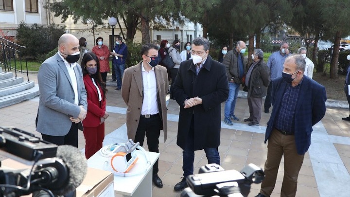 Παράδοση εξοπλισμού στα νοσοκομεία της Κ. Μακεδονίας για την αντιμετώπιση του κορονοϊού