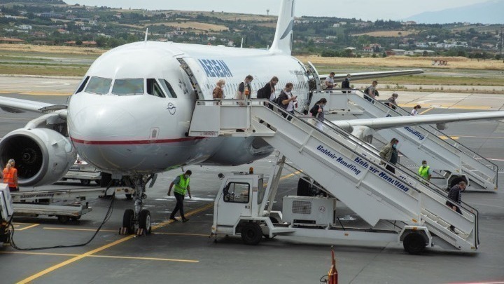 Παρατείνονται έως 8/3 οι περιορισμοί στις πτήσεις εσωτερικού